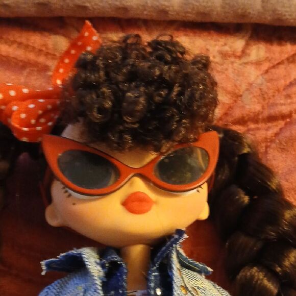 Stylish Doll with Denim Outfit and Accessories - Picture 2 of 4